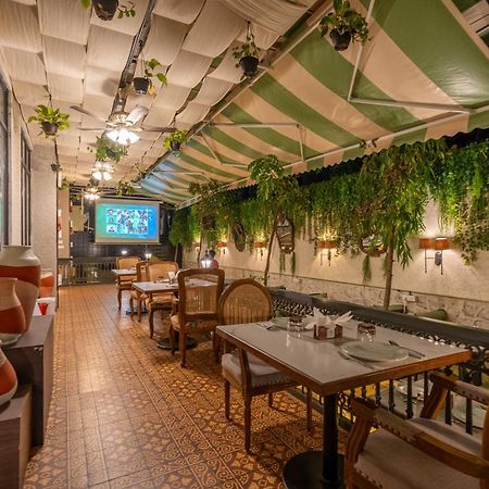 Arnna Hotel - Goregaon مومباي المظهر الخارجي الصورة