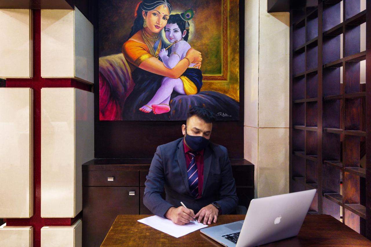 Arnna Hotel - Goregaon مومباي المظهر الخارجي الصورة