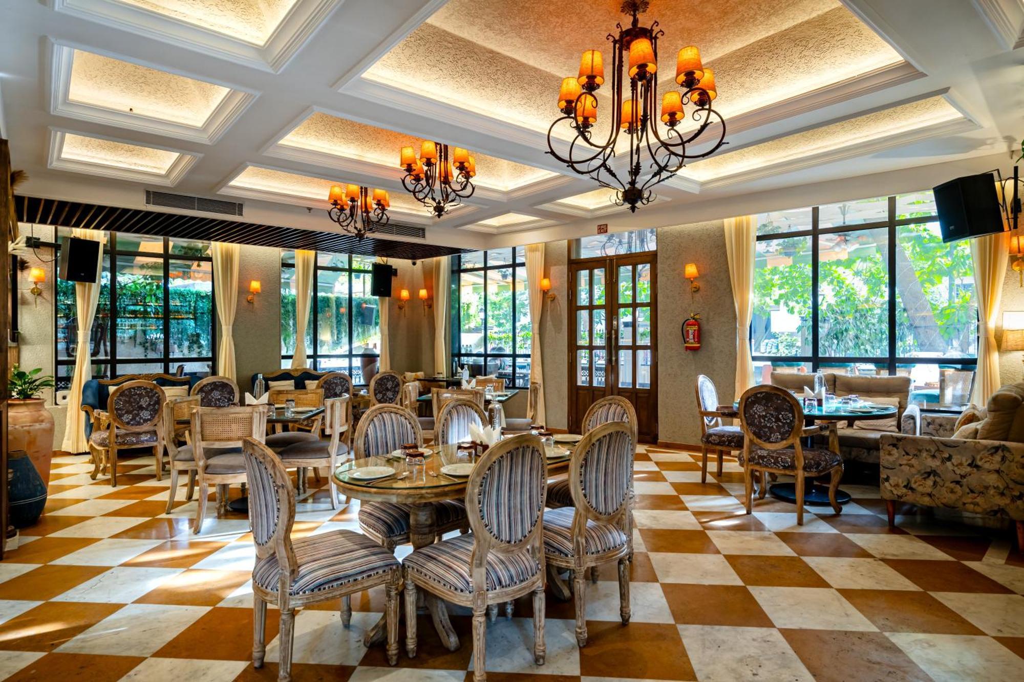 Arnna Hotel - Goregaon مومباي المظهر الخارجي الصورة